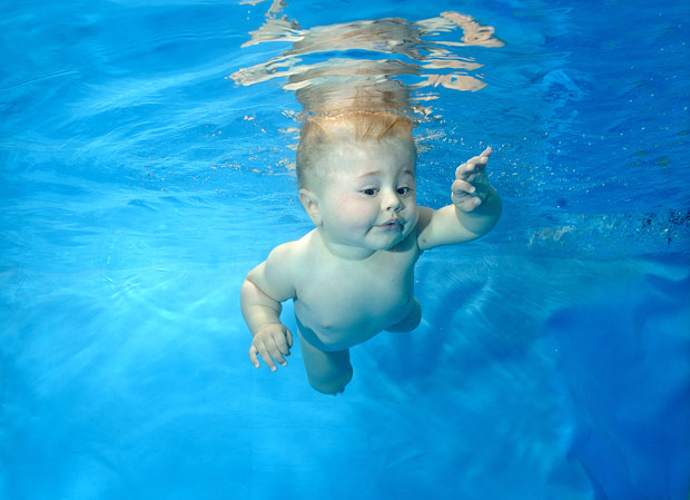 新生儿多大可以游泳？